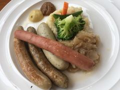 -LENBACH兰巴赫西餐啤酒坊(大连星海广场店)
