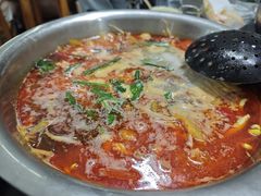 -周良天山牛杂城(天山路总店)