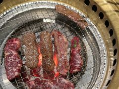 -山川小町·极番烧肉(新地假日广场店)