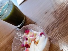 -POKEE VIA&Brunch·维娅(重庆来福士店)
