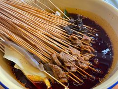 -拈签一笑黄牛肉辣卤串串