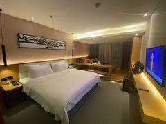 -优逸酒店(柳州窑埠古镇万象城店)