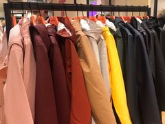 -乐蓬马歇百货公司(Rive Gauche)