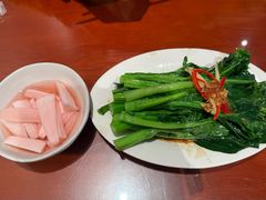 -村西头猪脚饭店