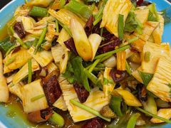 -瑞杰烧烤店·24小时营业(山东路店)