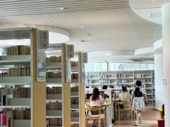 -广州市白云区图书馆