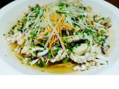 葱爆黑鱼花-三猫黑鱼花(南大店)