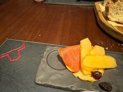 -恰餐厅及酒吧 CHAR Bar & Grill (北京丽都皇冠假日店)