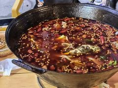 -鸿顺老铁锅美蛙鱼府(解放碑店)