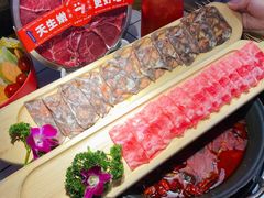 -热火朝天鲜切牛肉火锅(南强街巷店)