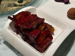 荔枝木烧叉烧-广州花园酒店荔湾亭·地道点心·粤式饮茶