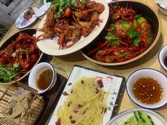 小三新式啤酒虾-鲁小三·大骨自助(金山总店)