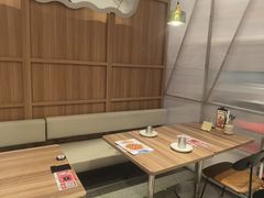 -必胜客(新中纬店)