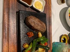 -Erman岩烧牛排(虹桥南丰城店)