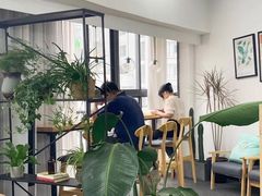 -两知·自习室(三峡广场总店)