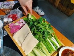 -灶座小锅烀饼•铁锅炖(船营店)