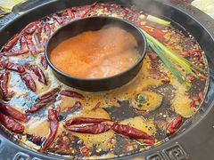 -黄潇洒老火锅(九眼桥宏济巷店)
