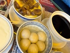 龜苓膏加湯圓-周大娘牛乳(旧寨古村总店)