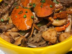 -多嘴肉蟹煲(万达店)