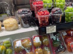 -每日新鲜水果吧(芮欧百货店)