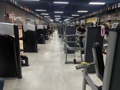 -星动力健身俱乐部(新塘店)
