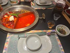 -廖掌柜·重庆鲜货火锅(上海首店)