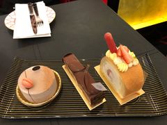 -Salon de The de Joel Robuchon(外滩18号店)