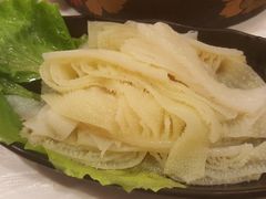 -鲜入围煮花胶鸡海鲜火锅