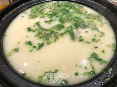 大砂锅炖鱼头-丹江渔村(望京店)