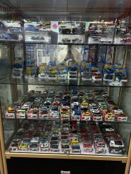 -逝水玩具折扣店