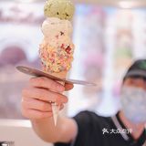 德基冰淇淋｜都给我吃三个球的！