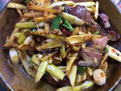 春笋腊肉-苗湘食府(十年店)