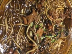 -老码头黑皮肘子锅包肉(赣水路店)