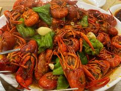 香辣小龙虾-宝记烧烤·碳锅羊肉·羊蝎子火锅·夜食社(文体路创始店)