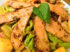 猪颈肉芒果沙拉-苏梅花园(群星城店)