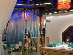 -荷塘秋月·本帮江浙菜(国权路店)