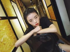 -金夫人化妆摄影职业培训学校