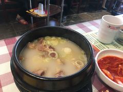 牛尾汤-益百岁牛尾汤主题餐厅(辛庄街店)