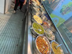 -六和餐饮(东城根店)