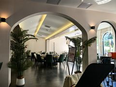 -何适山庄 ·可团建(水长城P2停车场店)