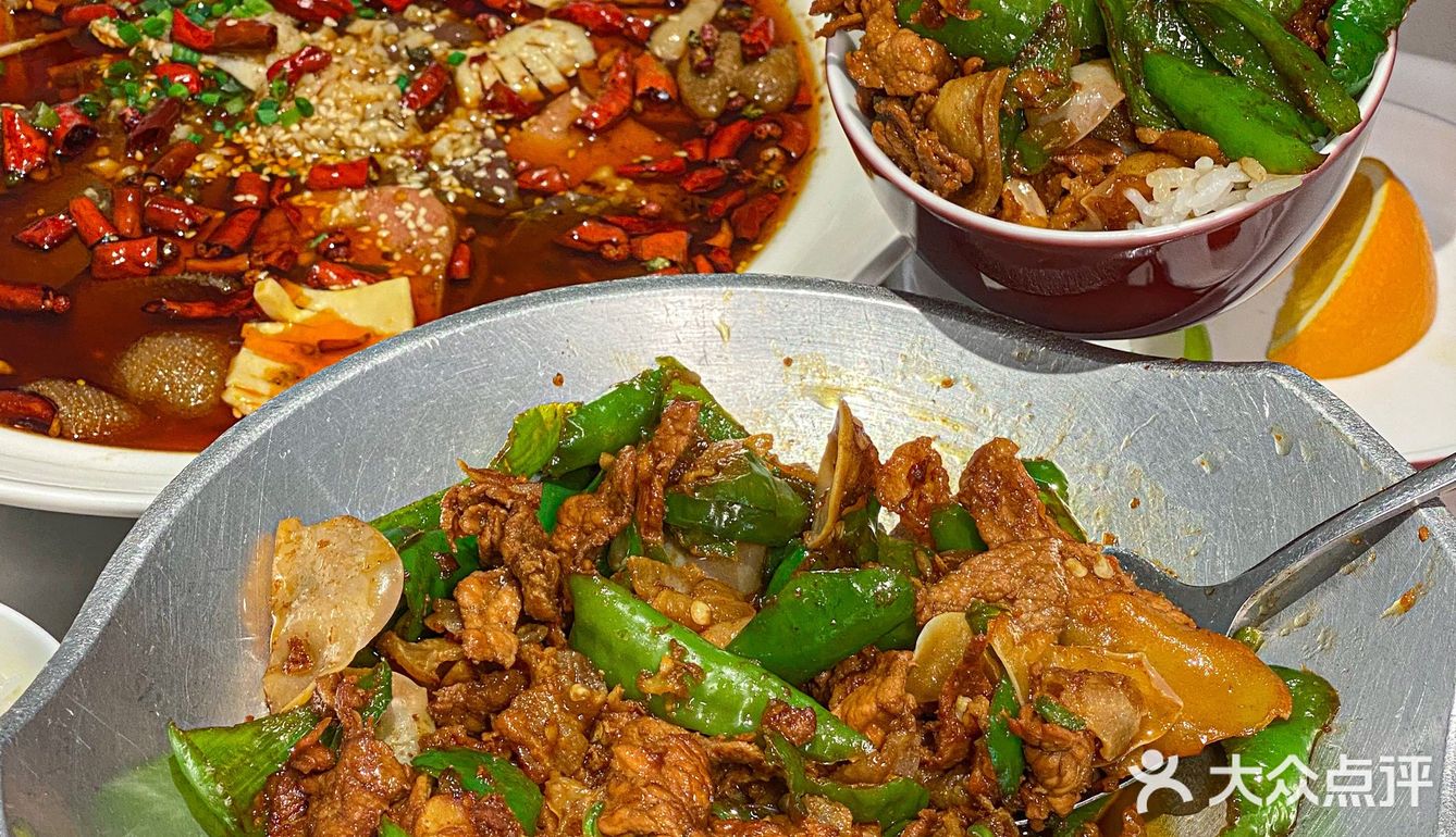 男朋友带我来的，炫了4碗儿大米饭！