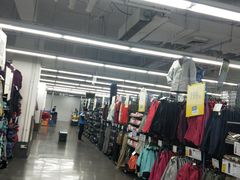 -迪卡侬(西三旗店)