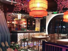 大堂-荷塘秋月·本帮江浙菜(国权路店)