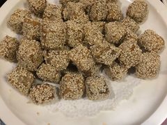 -东口码头·烧鸽子·鱼头泡饼·地方菜(金鹰悦城店)