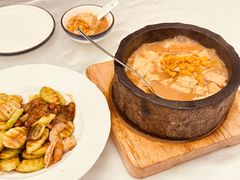 -品海楼·大连海胆锅贴馆(东港店)