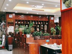 大堂-墨脱石锅椰子鸡•香草鸭•东山羊(大东海店)