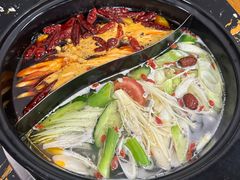 -灌县老妈砂锅串串香(万科红生活广场店)