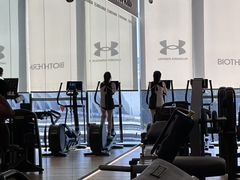 -Z&B Fitness Studio·Gym(前滩L+PLAZA店)