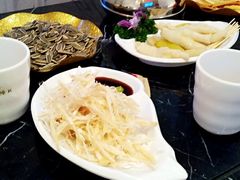 -皇马纯KTV·量贩·聚会(民治店)