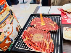 铺天盖地火牛寿司（2枚）-仙隐小鹿中华料理(南宁万象城店)